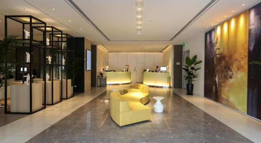 Jinjiang Metropolo Xujiahui Nanhuating Shanghai