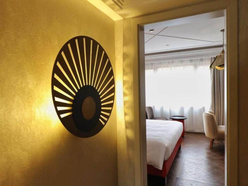 Hotel Jinjiang Metropolo Xujiahui Nanhuating 4*