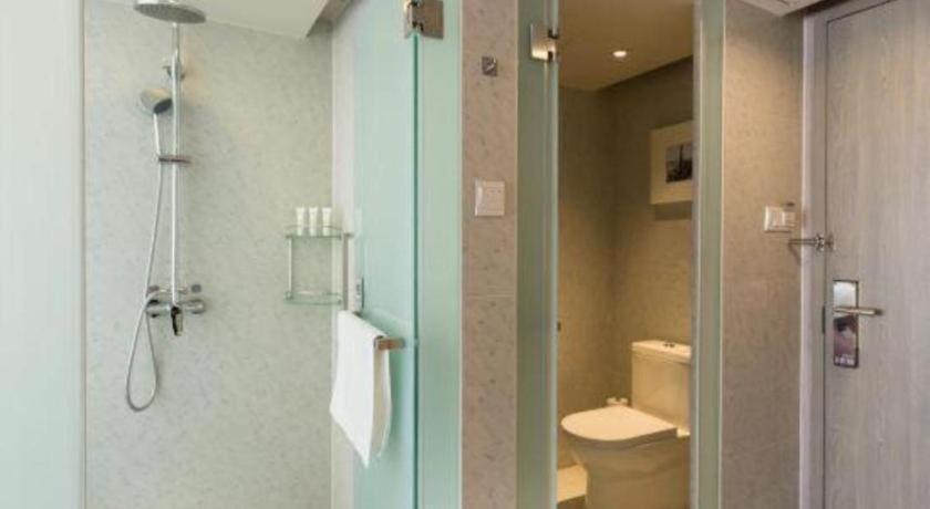 Jinjiang Metropolo Xujiahui Nanhuating Hotel